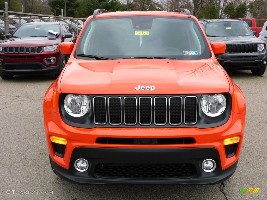 2021 Renegade Latitude 4x4 - Omaha Orange / Black photo #2