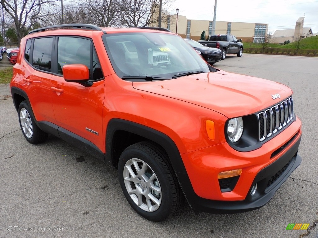 2021 Renegade Latitude 4x4 - Omaha Orange / Black photo #3
