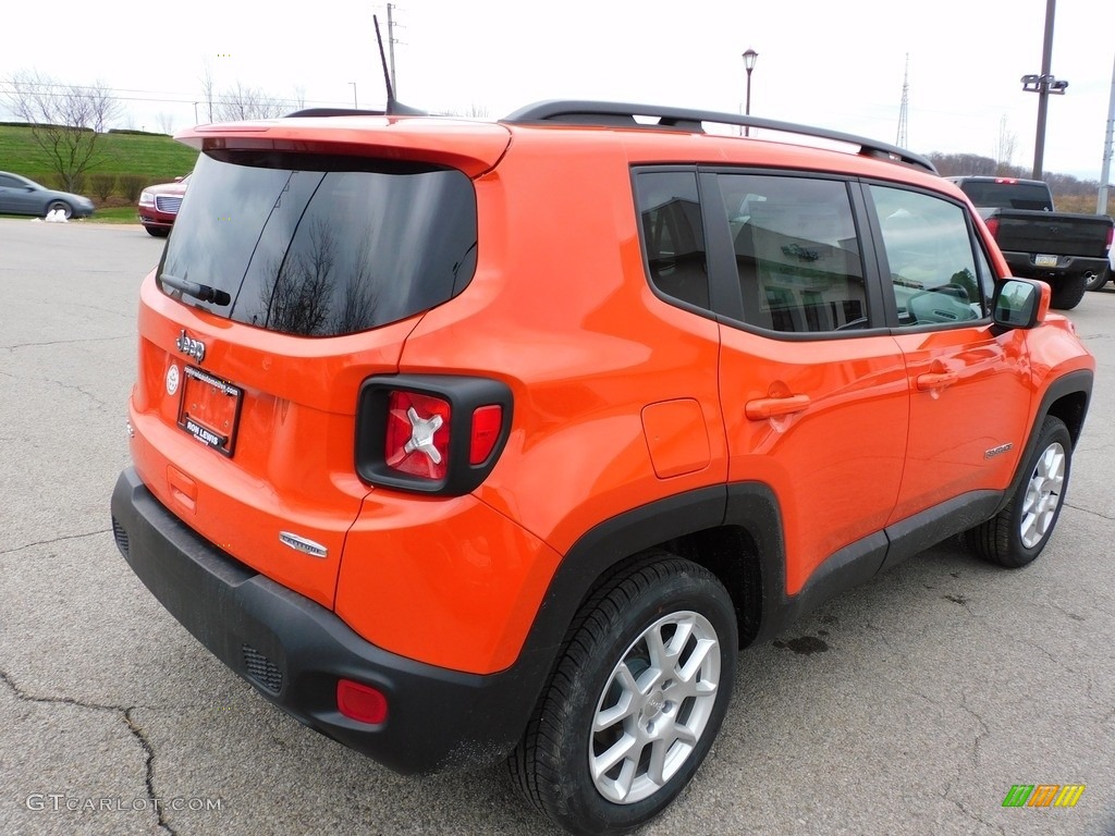 2021 Renegade Latitude 4x4 - Omaha Orange / Black photo #5