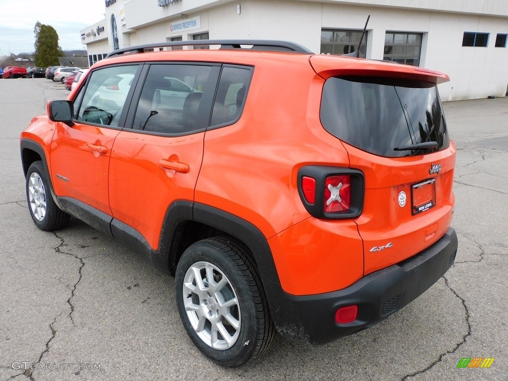 2021 Renegade Latitude 4x4 - Omaha Orange / Black photo #8