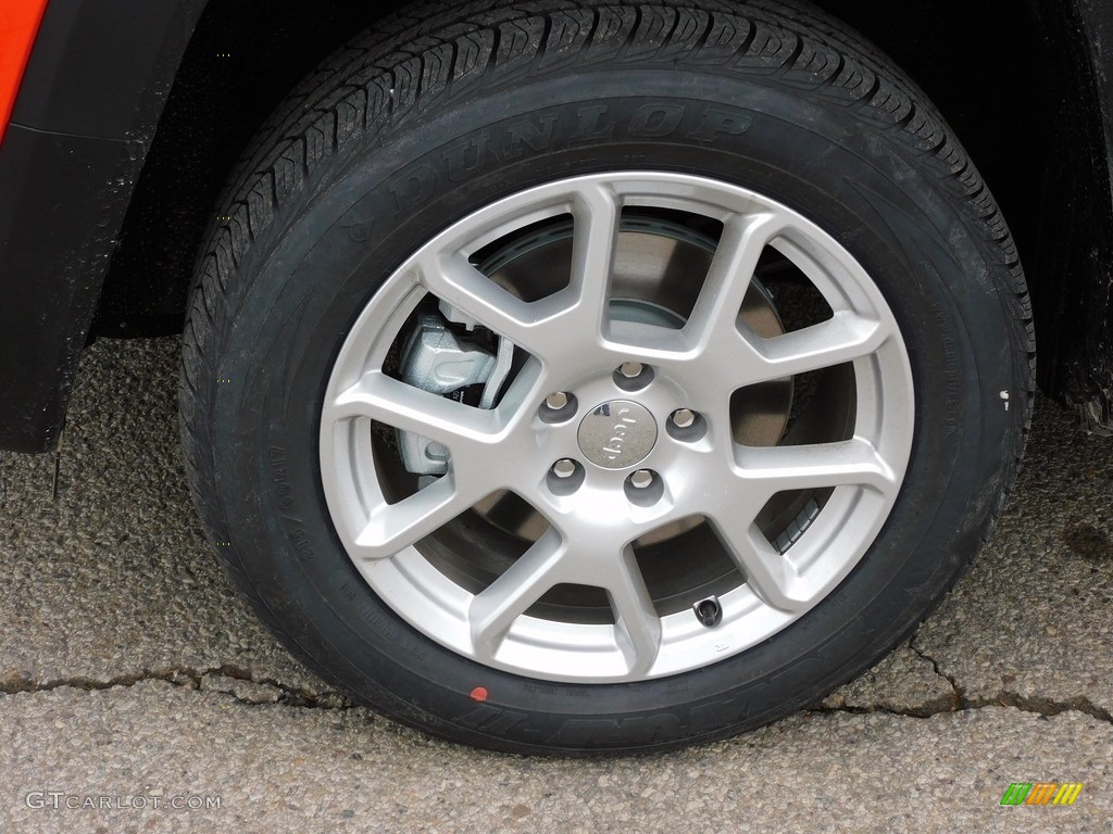 2021 Renegade Latitude 4x4 - Omaha Orange / Black photo #10