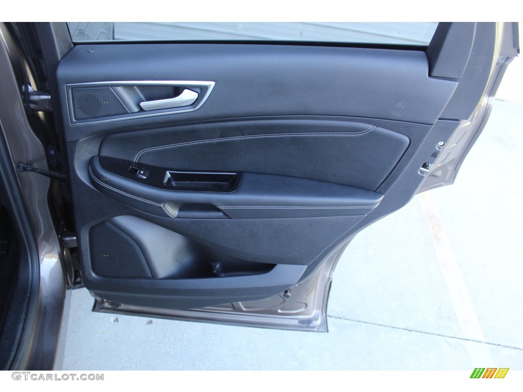 2019 Ford Edge Titanium Ebony Door Panel Photo #140446712