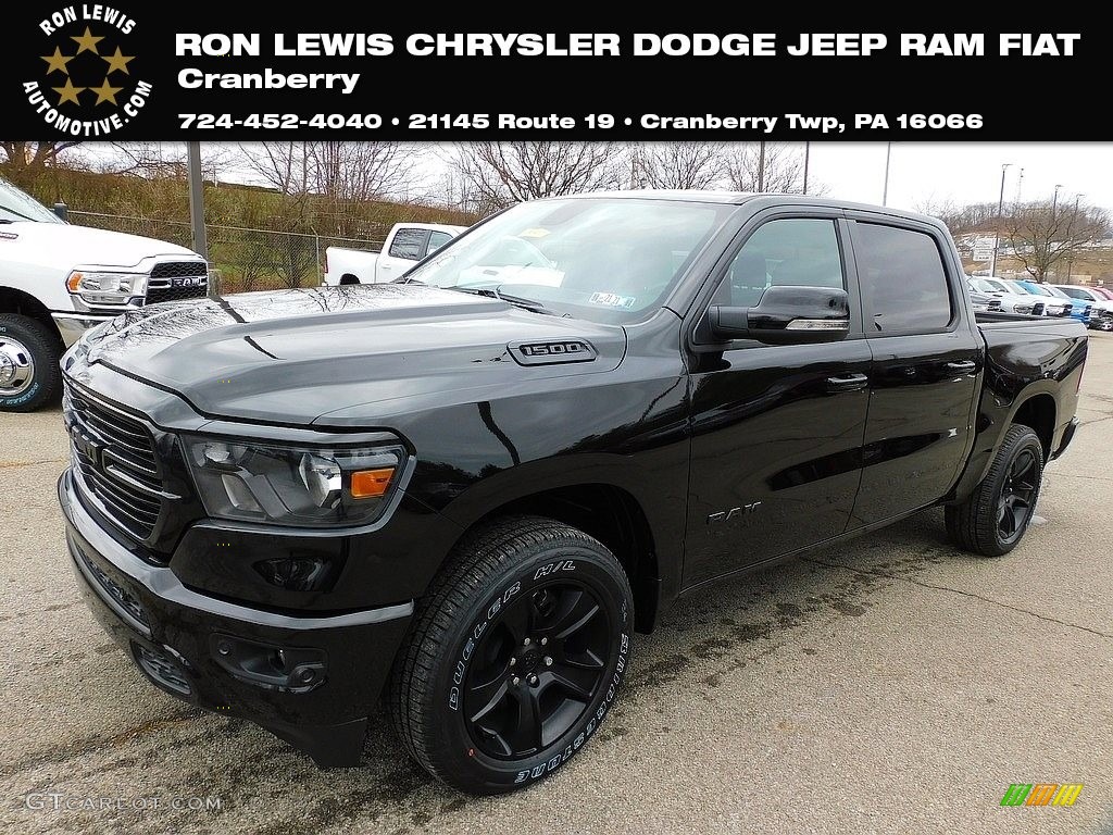2020 1500 Big Horn Night Edition Crew Cab 4x4 - Diamond Black Crystal Pearl / Black photo #1