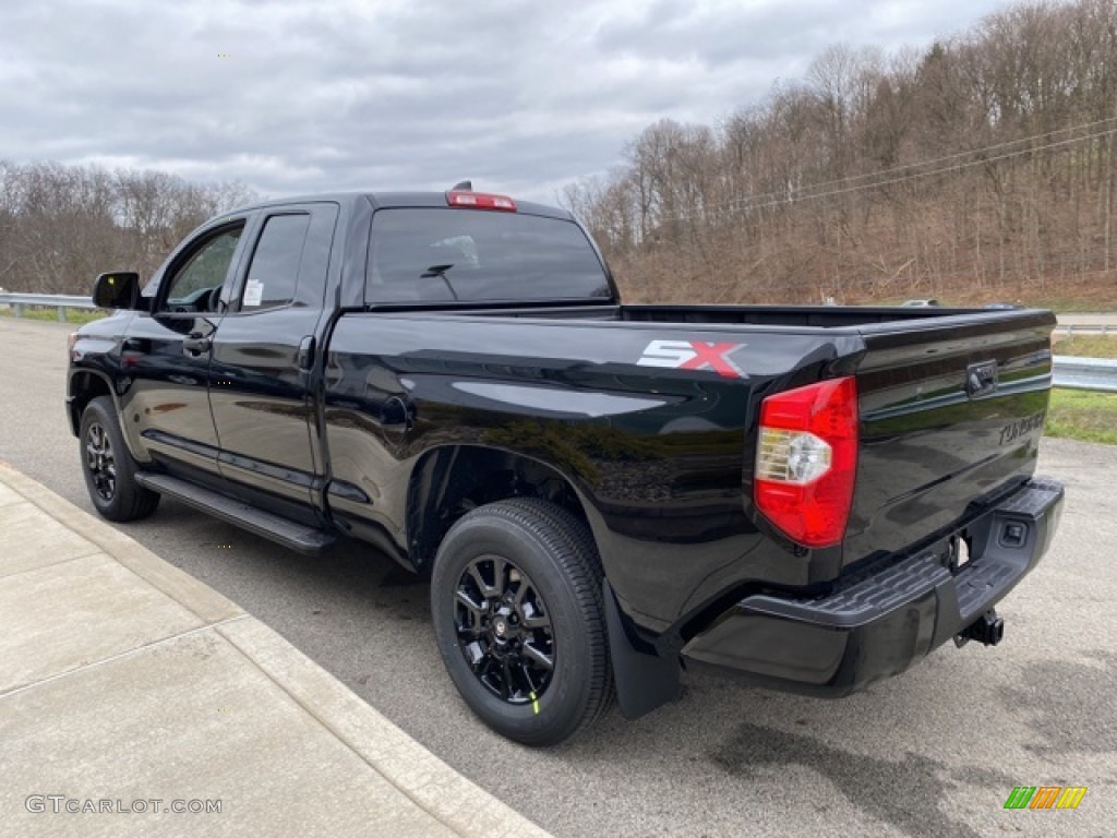 2021 Tundra SR5 Double Cab 4x4 - Midnight Black Metallic / Graphite photo #2