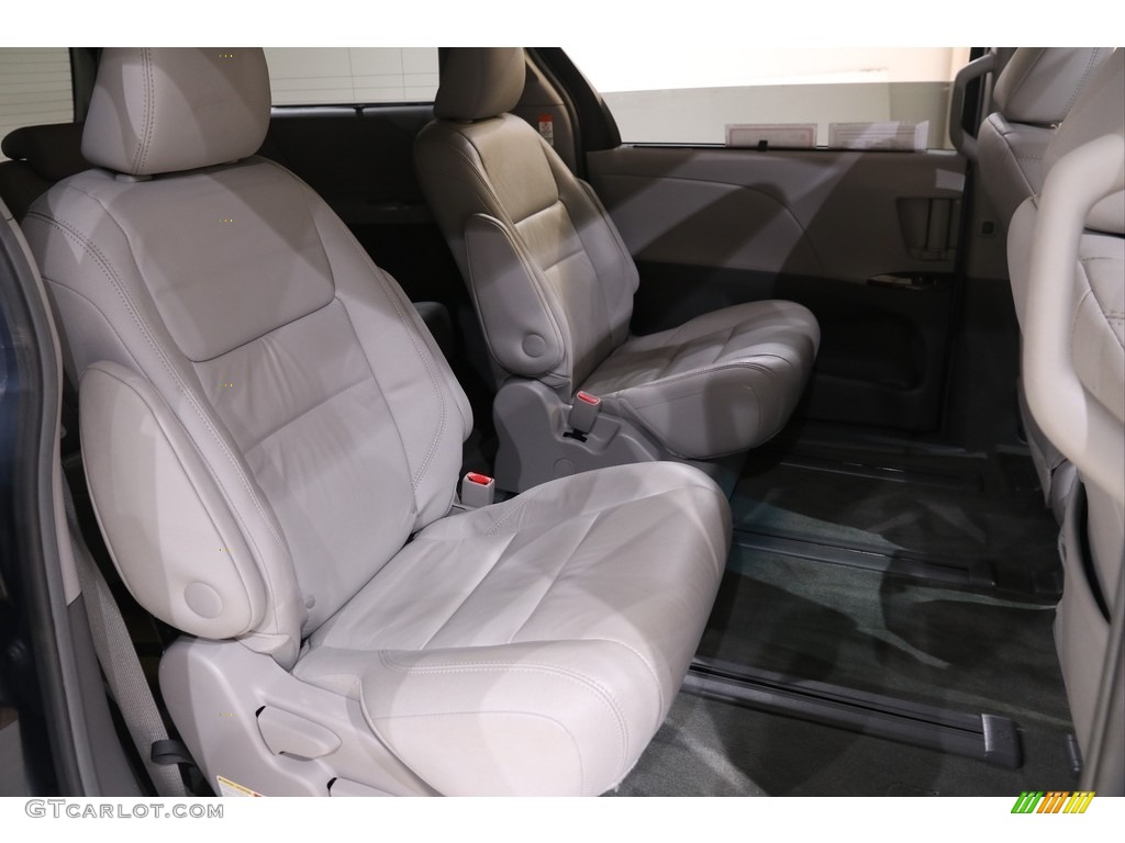 2015 Sienna XLE AWD - Shoreline Blue Pearl / Ash photo #19