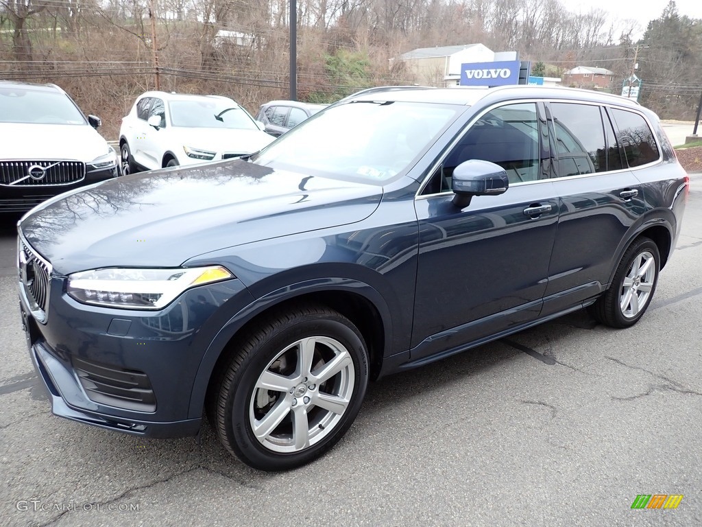 2020 XC90 T6 AWD Momentum - Denim Blue Metallic / Maroon photo #8