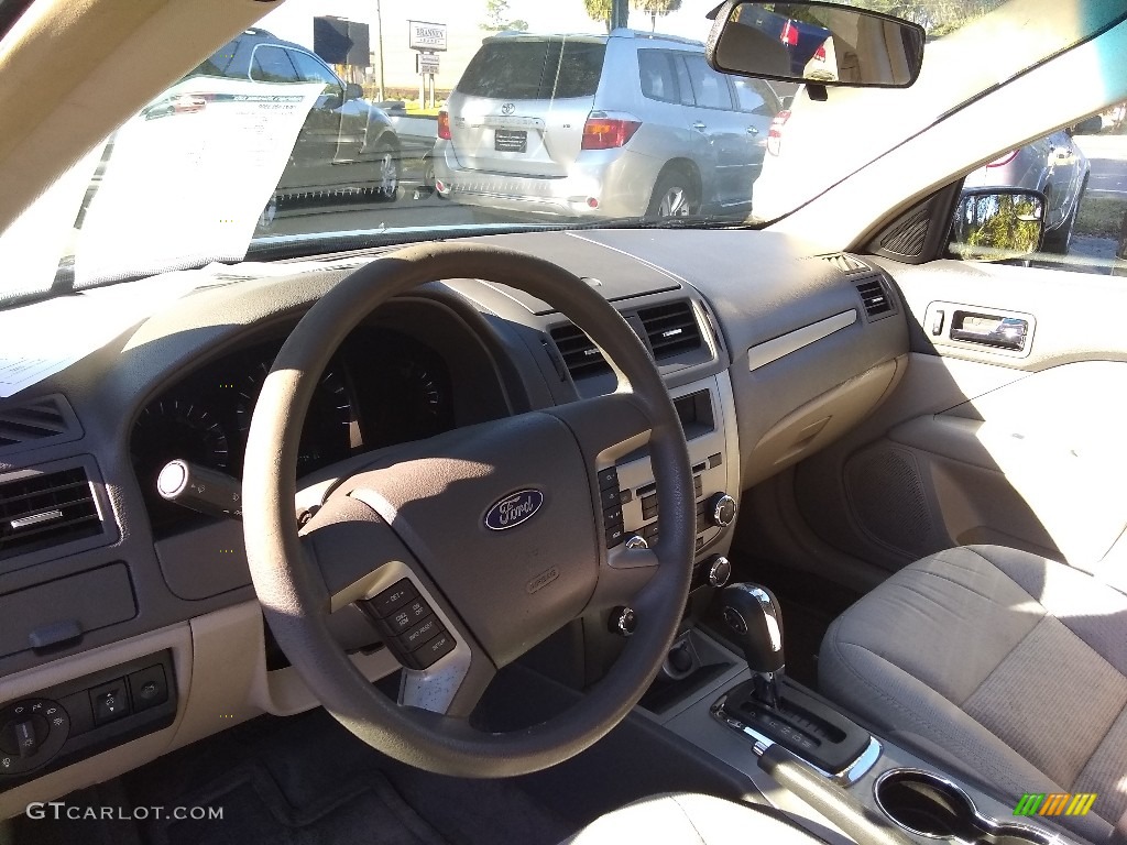 2012 Fusion SE V6 - Sterling Grey Metallic / Camel photo #12