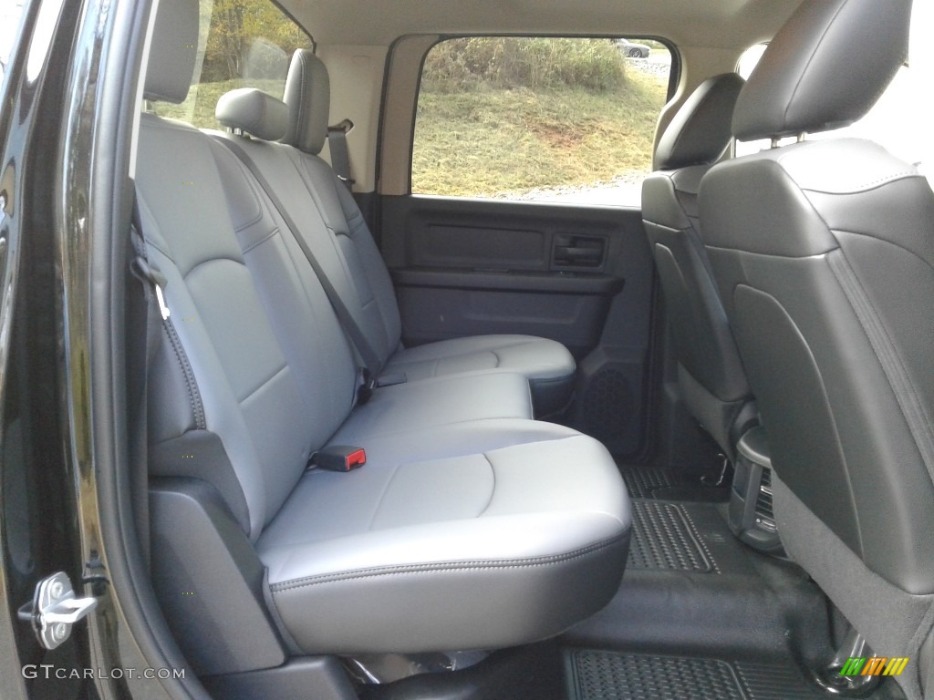 2020 Ram 5500 Tradesman Crew Cab 4x4 Chassis Rear Seat Photo #140454388