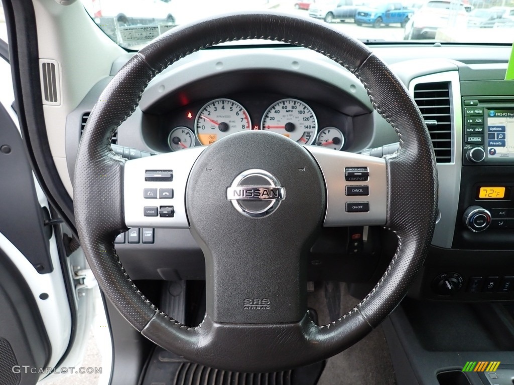 2017 Nissan Frontier Pro-4X King Cab 4x4 Steering Wheel Photos