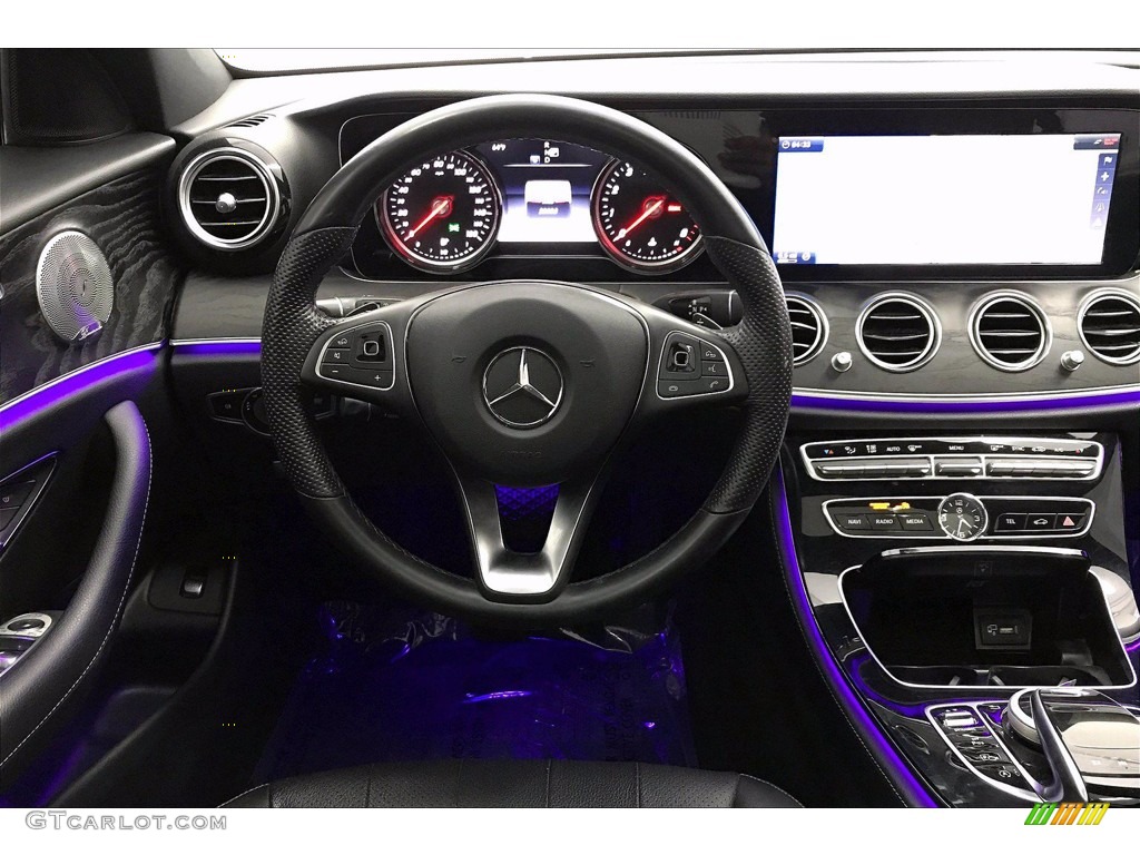 2017 Mercedes-Benz E 400 4Matic Wagon Black Dashboard Photo #140455507