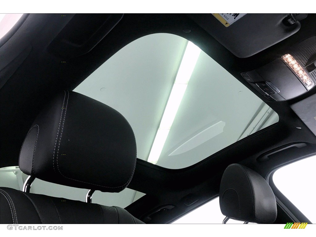 2017 Mercedes-Benz E 400 4Matic Wagon Sunroof Photos