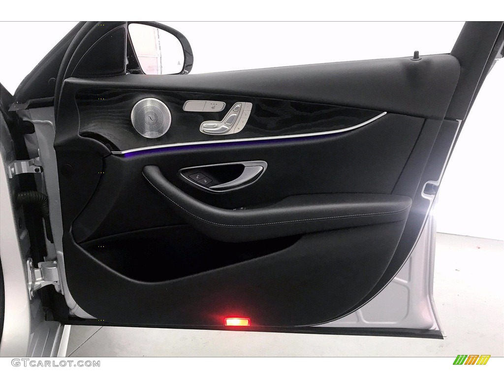 2017 Mercedes-Benz E 400 4Matic Wagon Door Panel Photos