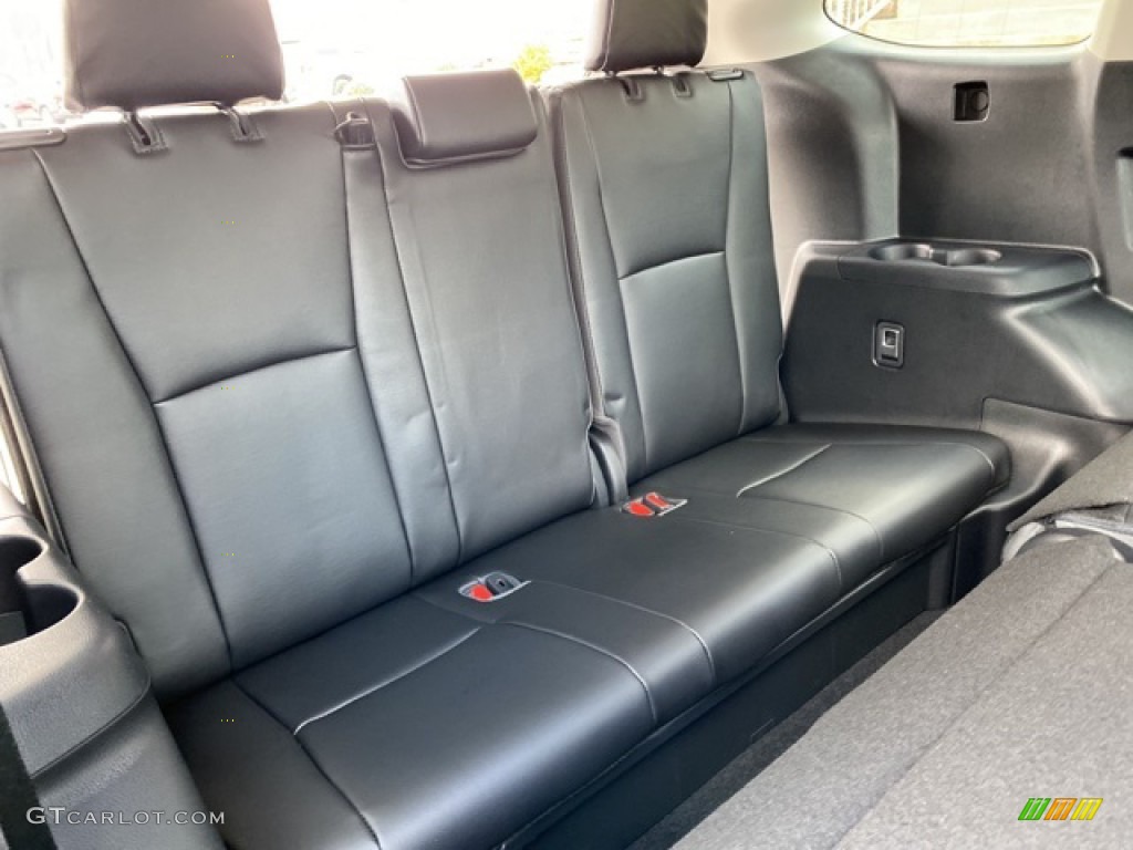 Black Interior 2021 Toyota Highlander XLE AWD Photo #140456704
