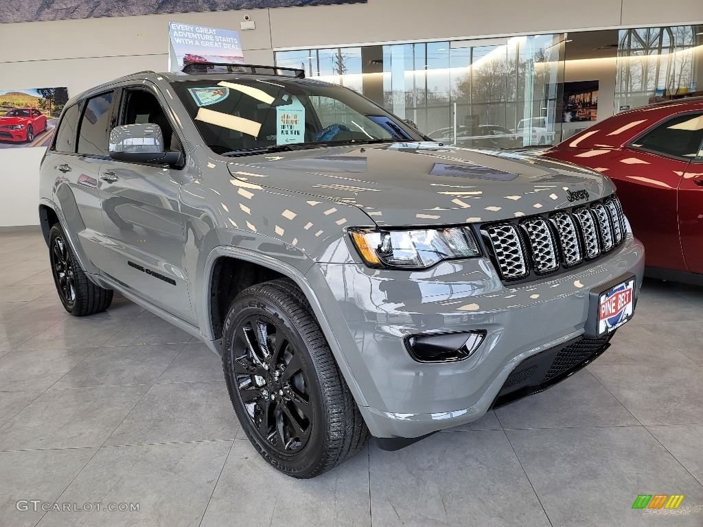 2021 Grand Cherokee Laredo 4x4 - Sting-Gray / Black photo #1