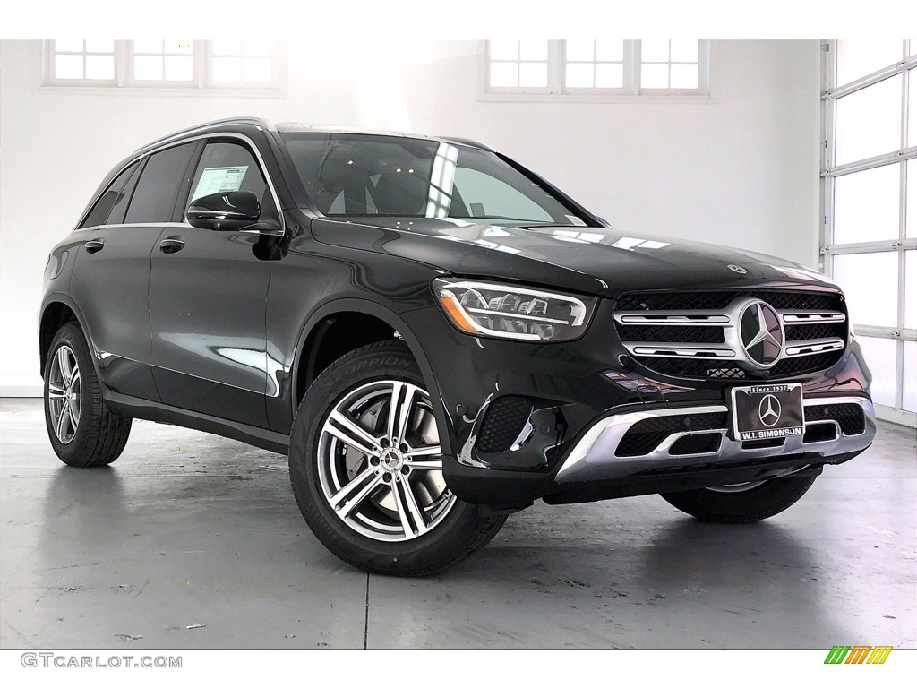 2021 GLC 300 - Black / Black photo #12