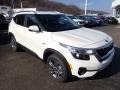 Clear White - Seltos S AWD Photo No. 3