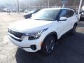 Clear White - Seltos S AWD Photo No. 5