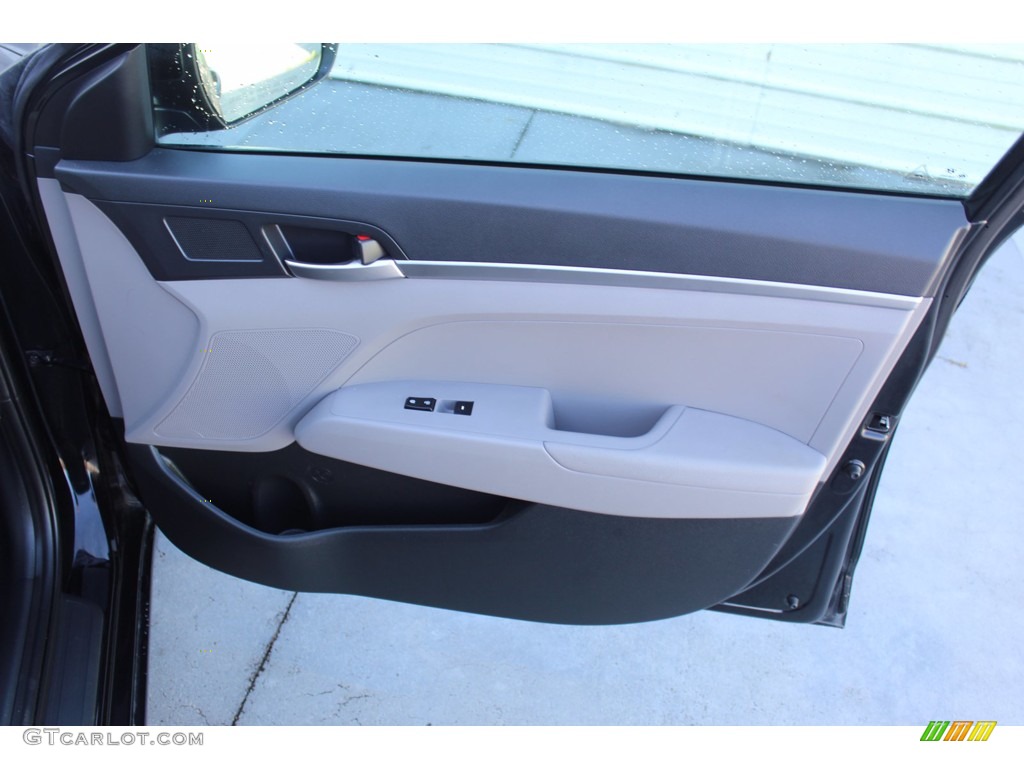 2019 Elantra SE - Phantom Black / Gray photo #27