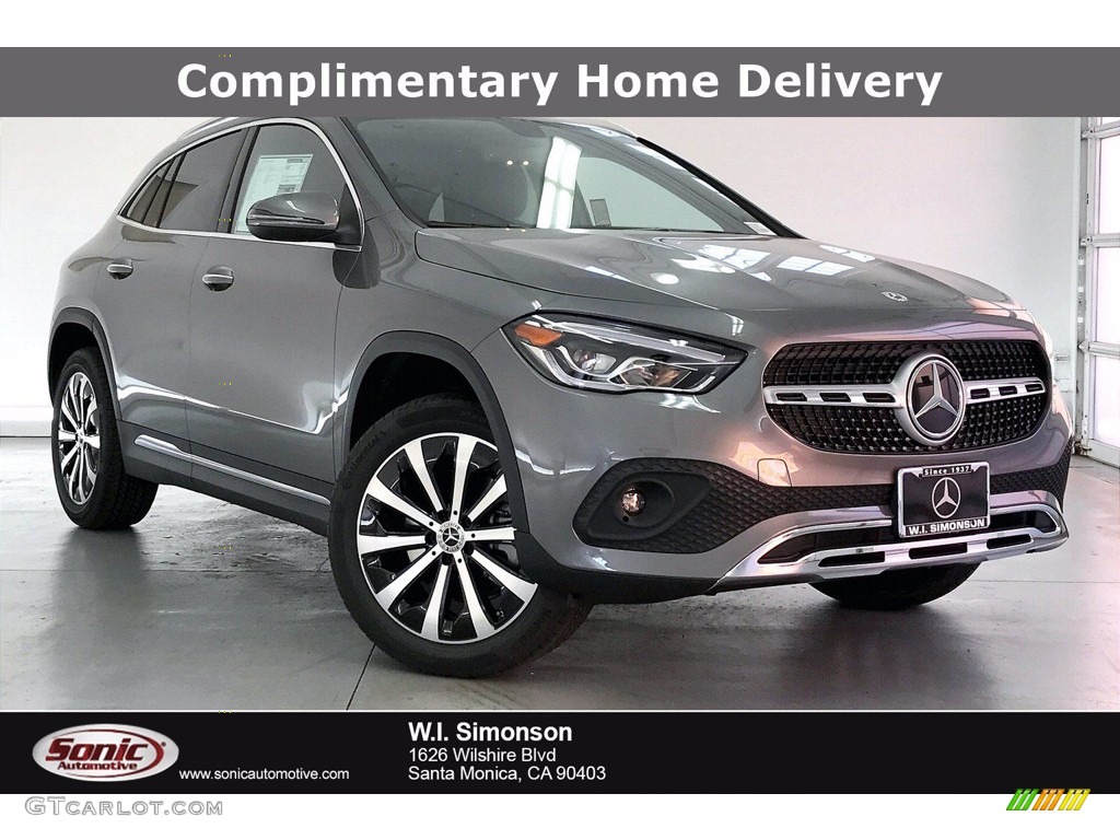 2021 GLA 250 - Mountain Grey Metallic / Black photo #1