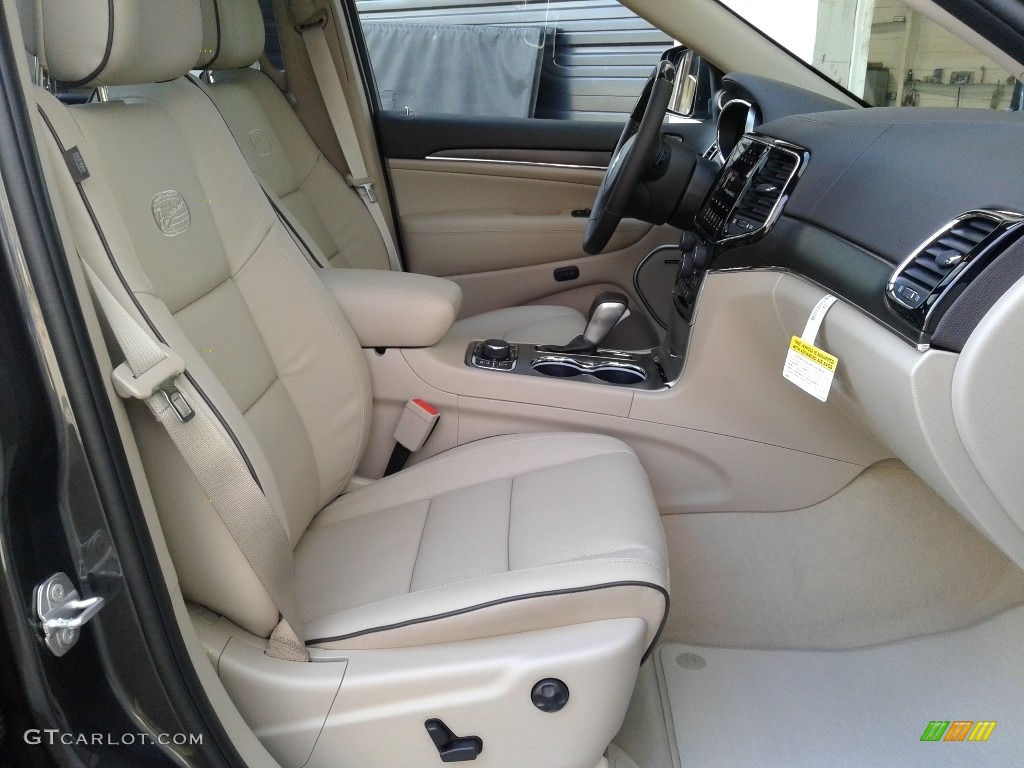 2021 Jeep Grand Cherokee Overland 4x4 Front Seat Photo #140469862
