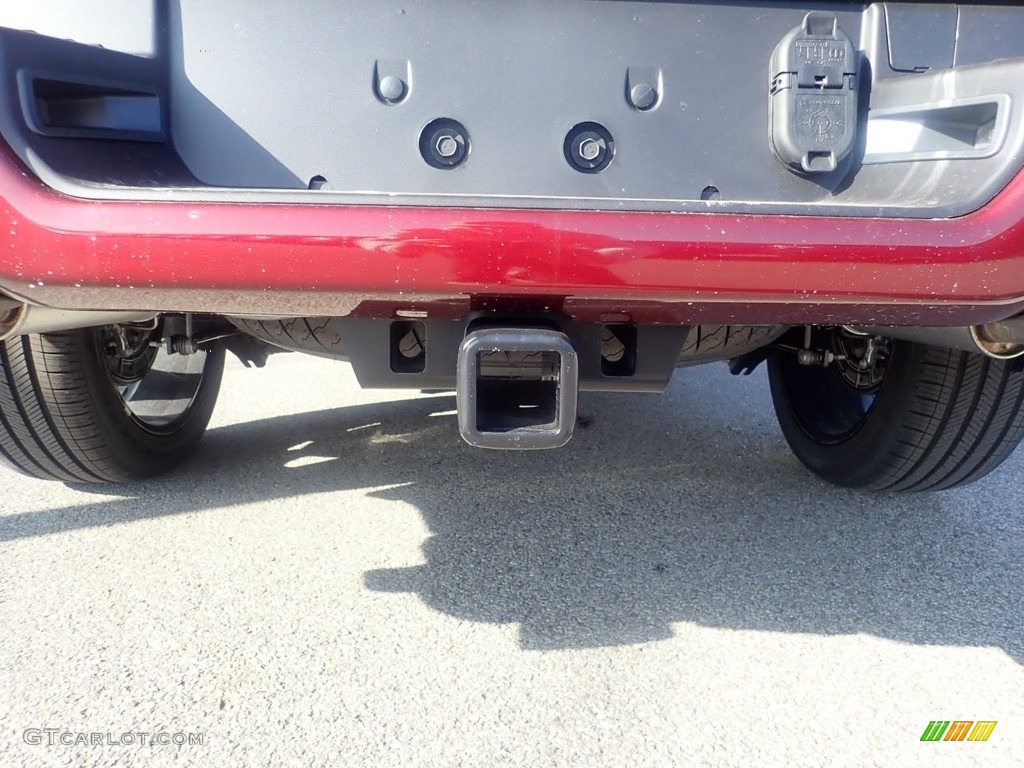 2021 1500 Limited Crew Cab 4x4 - Delmonico Red Pearl / Indigo/Frost photo #9