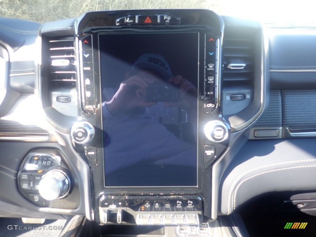 2021 1500 Limited Crew Cab 4x4 - Delmonico Red Pearl / Indigo/Frost photo #17