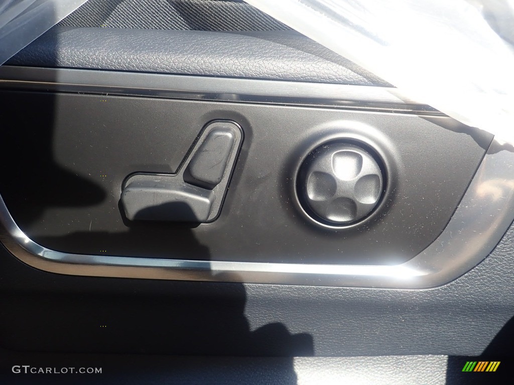 2021 1500 Limited Crew Cab 4x4 - Delmonico Red Pearl / Indigo/Frost photo #20