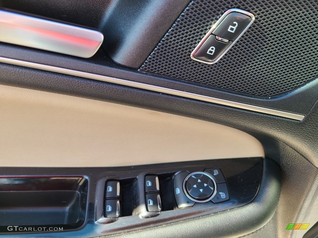 2017 Edge SEL AWD - White Gold Metallic / Dune photo #5