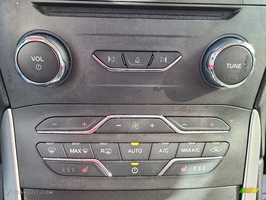 2017 Edge SEL AWD - White Gold Metallic / Dune photo #22