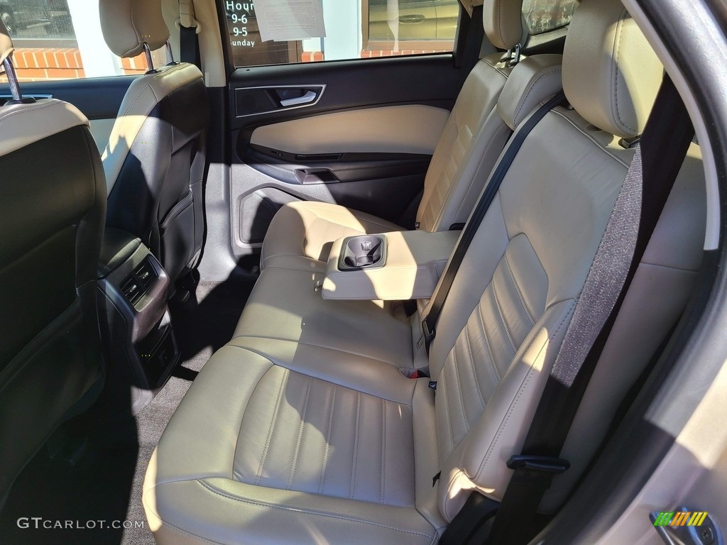 2017 Edge SEL AWD - White Gold Metallic / Dune photo #29
