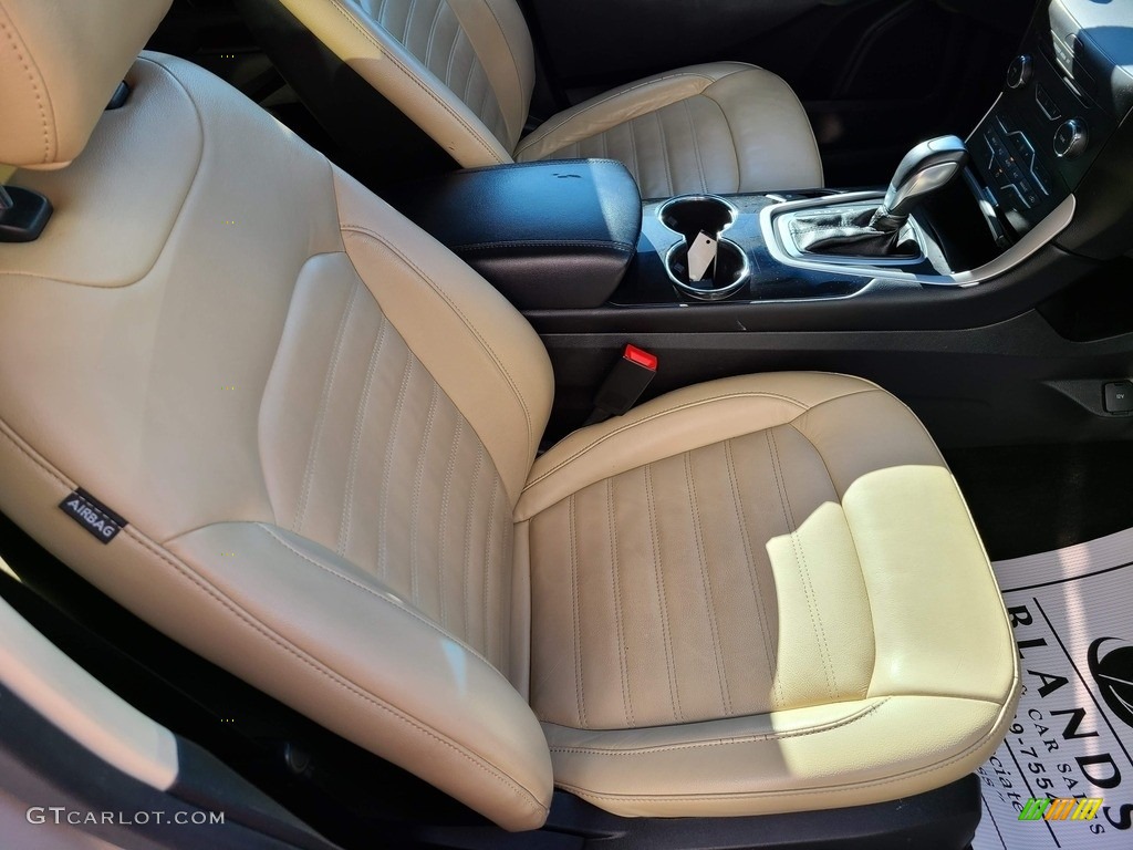 2017 Edge SEL AWD - White Gold Metallic / Dune photo #46