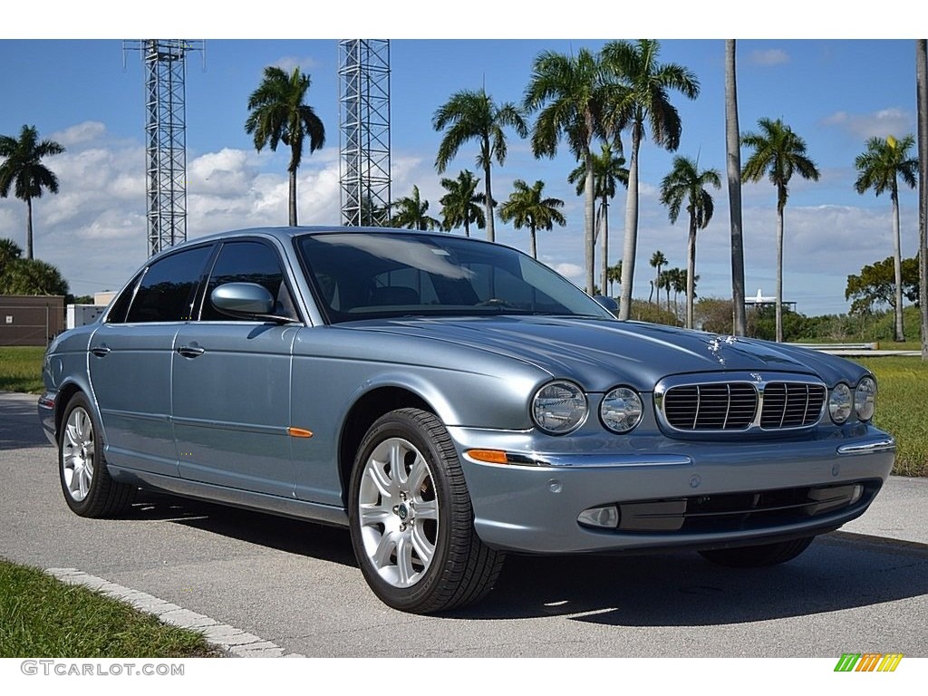 2005 XJ XJ8 L - Zircon Metallic / Dove Grey photo #1