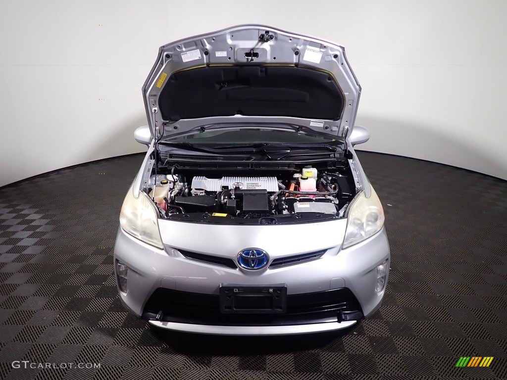 2012 Prius 3rd Gen Two Hybrid - Classic Silver Metallic / Dark Gray photo #5