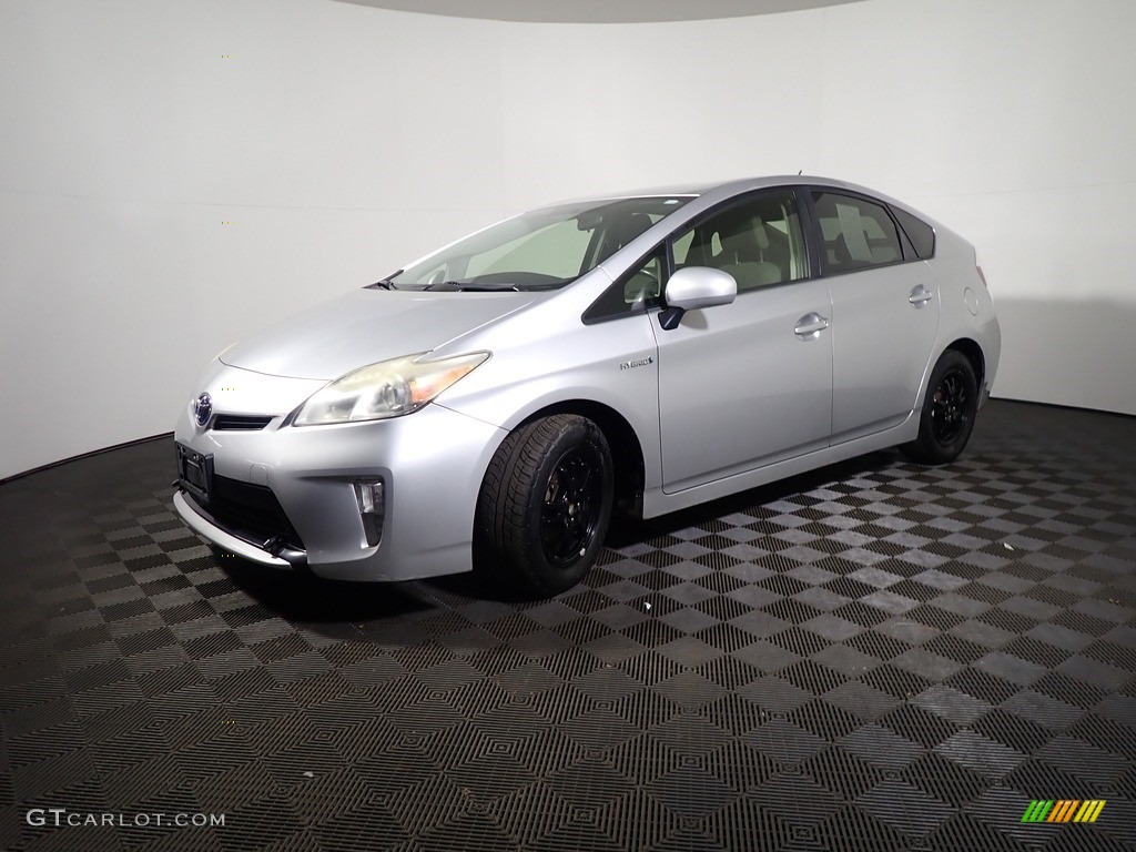 2012 Prius 3rd Gen Two Hybrid - Classic Silver Metallic / Dark Gray photo #7