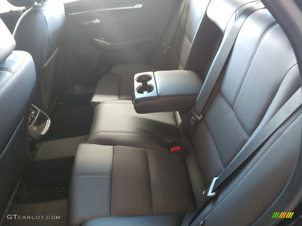 2020 Impala LT - Black / Jet Black photo #17