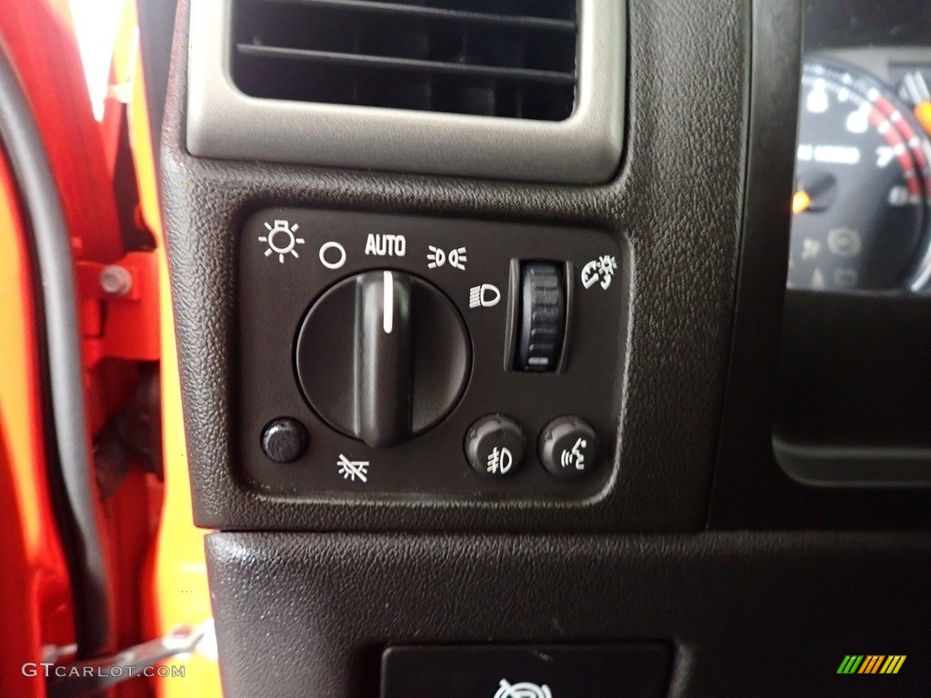 2012 Chevrolet Colorado Work Truck Extended Cab 4x4 Controls Photo #140481250