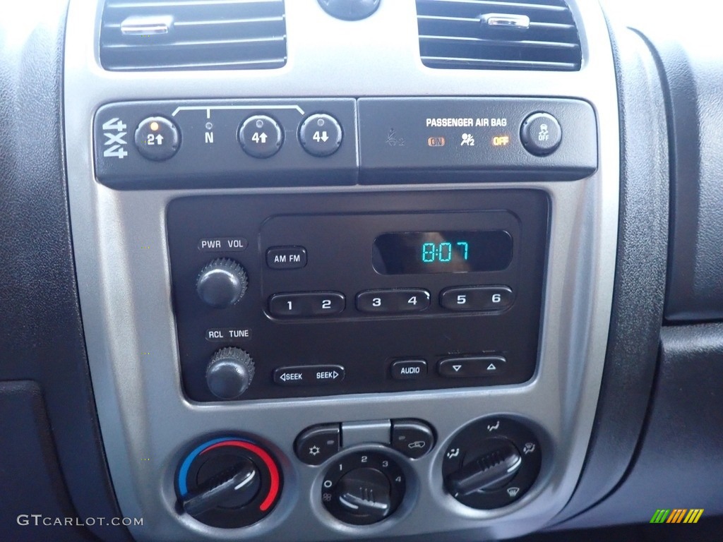 2012 Chevrolet Colorado Work Truck Extended Cab 4x4 Controls Photo #140481304