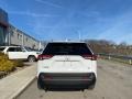 Super White - RAV4 LE AWD Photo No. 13
