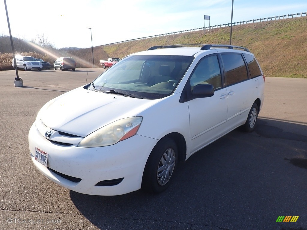 2008 Sienna LE - Natural White / Stone photo #6