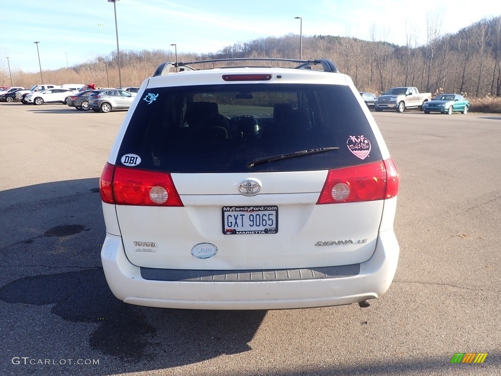 2008 Sienna LE - Natural White / Stone photo #8