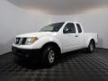 Avalanche White - Frontier XE King Cab Photo No. 8
