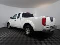 Avalanche White - Frontier XE King Cab Photo No. 11