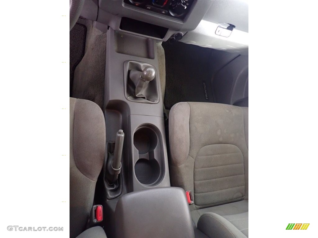 2006 Frontier XE King Cab - Avalanche White / Steel photo #29