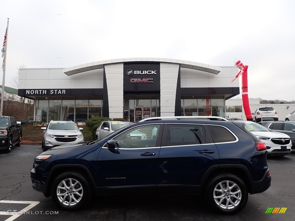 Patriot Blue Pearl Jeep Cherokee