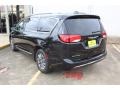 2020 Brilliant Black Crystal Pearl Chrysler Pacifica Touring L Plus  photo #6