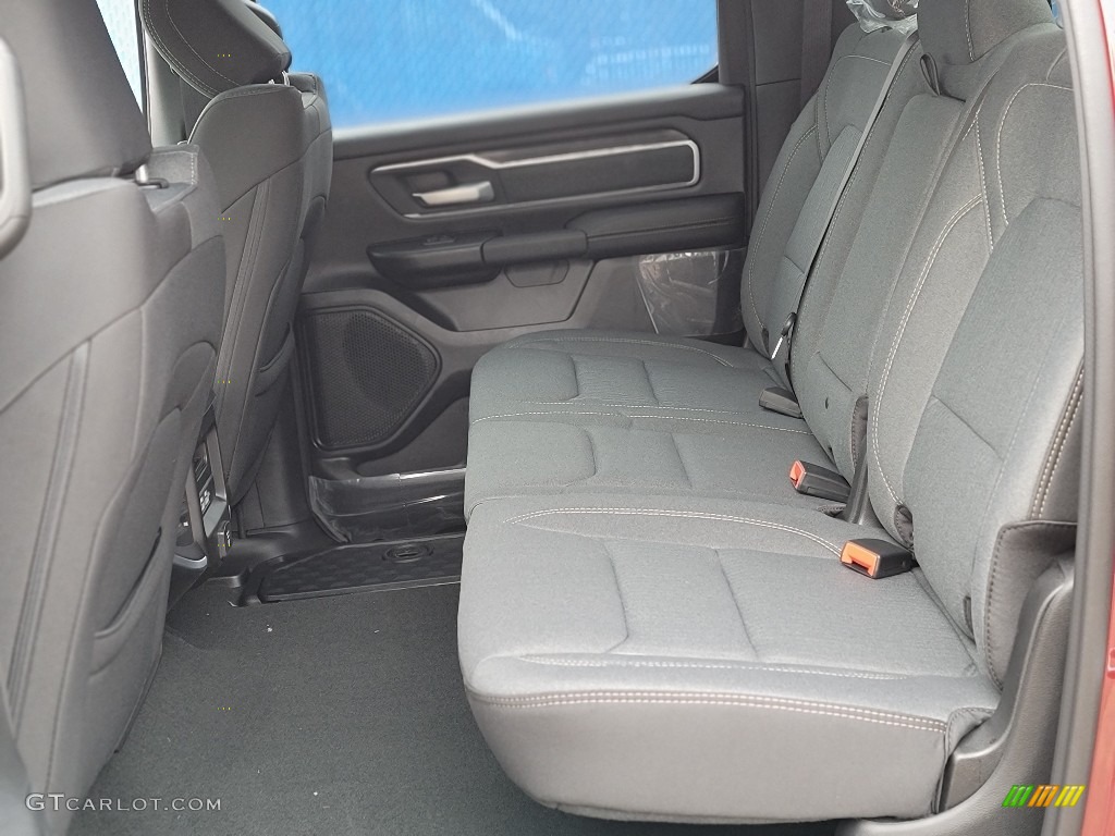 2021 1500 Big Horn Crew Cab 4x4 - Delmonico Red Pearl / Black photo #6