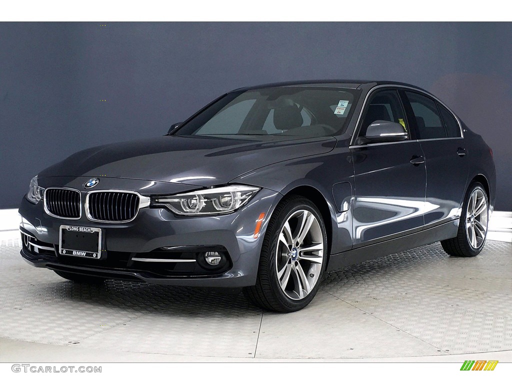 2018 3 Series 330e iPerformance Sedan - Platinum Silver Metallic / Black photo #12
