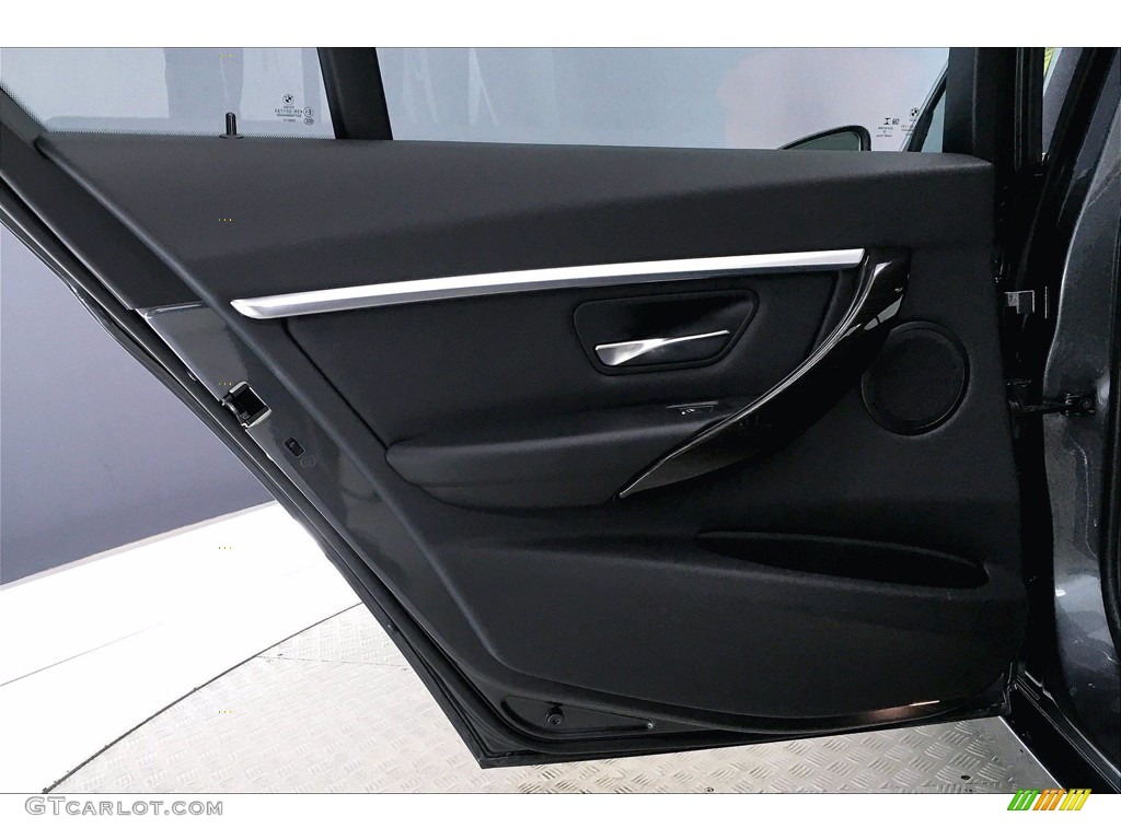 2018 3 Series 330e iPerformance Sedan - Platinum Silver Metallic / Black photo #25