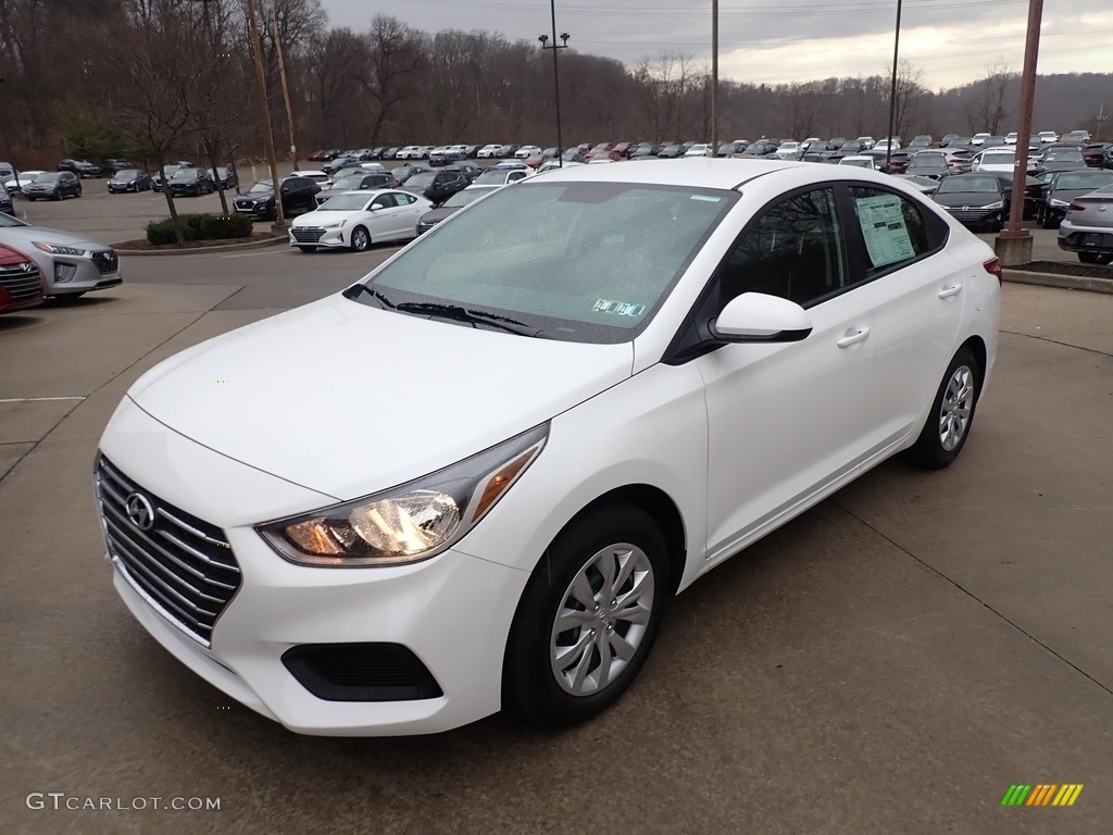 Frost White Pearl 2021 Hyundai Accent SE Exterior Photo #140498256