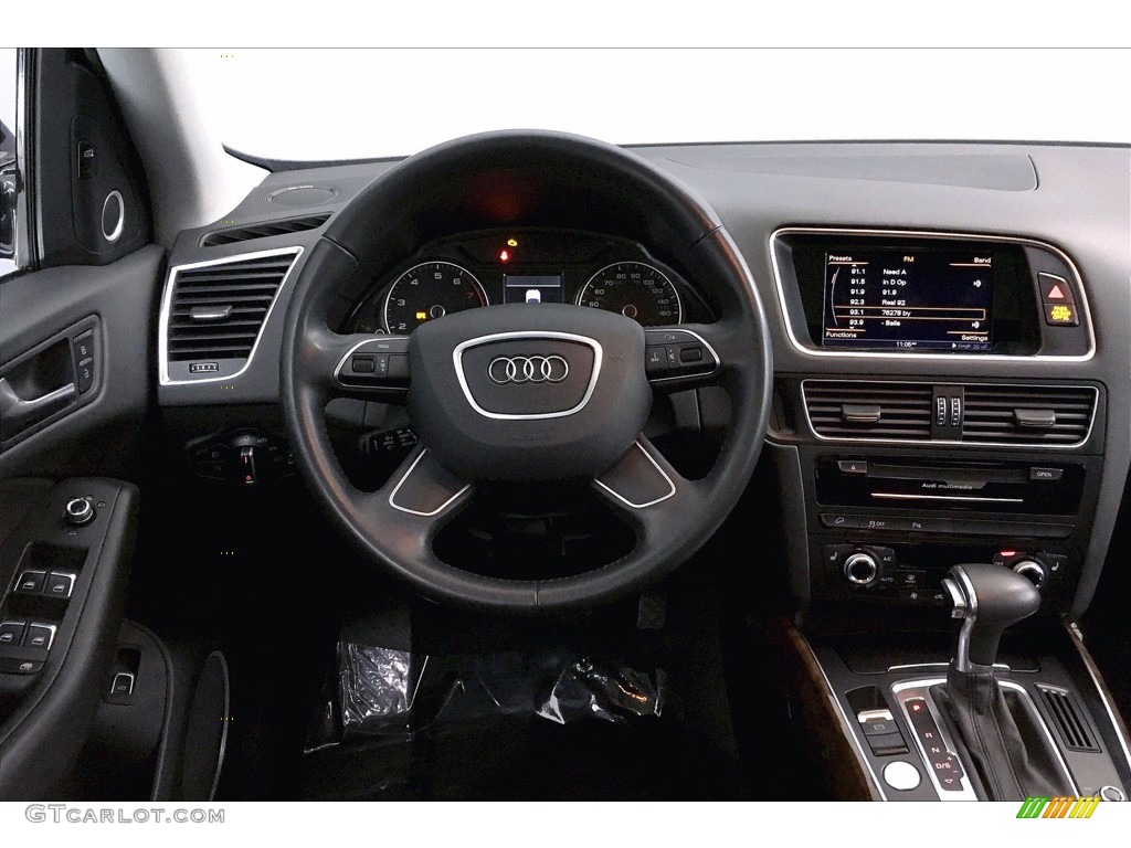 2016 Q5 2.0 TFSI Premium Plus quattro - Brilliant Black / Black photo #4